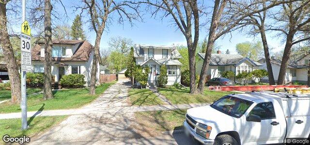 Larawan ng 61 Cunnington Avenue sa Winnipeg, Manitoba