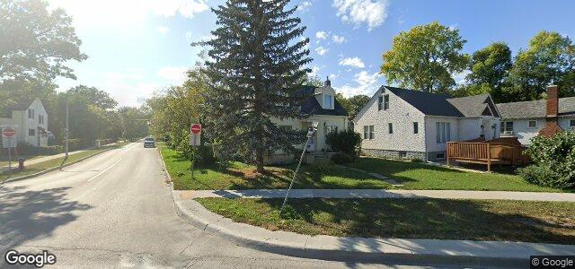 Larawan ng 664 St Mary'S Road sa Winnipeg, Manitoba