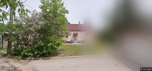 Larawan ng 672 St Mary'S Road sa Winnipeg, Manitoba