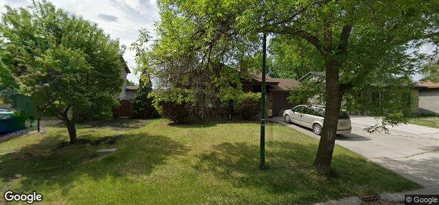 Larawan ng 10 Woodchester Bay sa Winnipeg, Manitoba