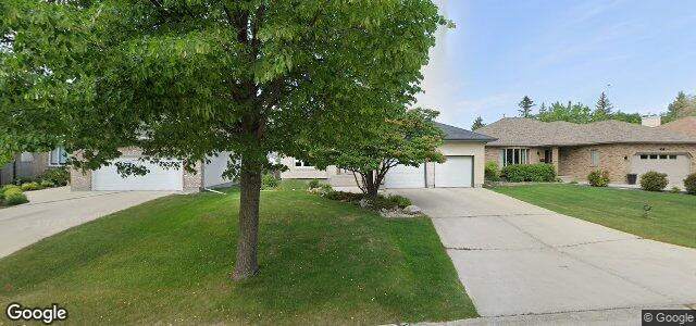 Larawan ng 101 Donnington Road sa Winnipeg, Manitoba