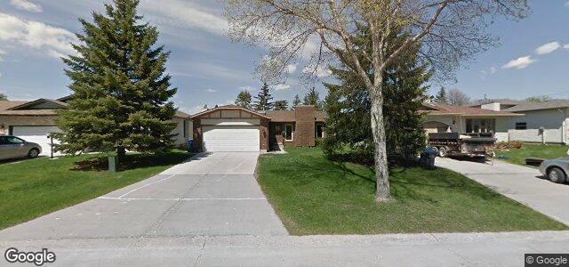 Larawan ng 106 Epsom Crescent sa Winnipeg, Manitoba