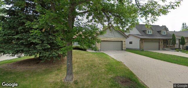 Larawan ng 123 Brittany Drive sa Winnipeg, Manitoba