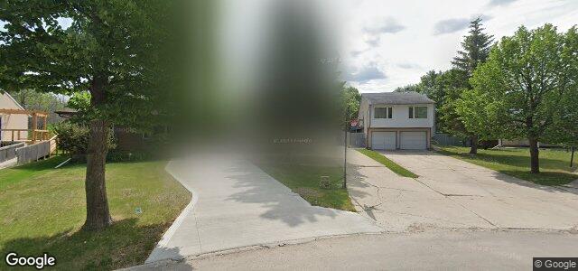 Larawan ng 131 Woodfield Bay sa Winnipeg, Manitoba