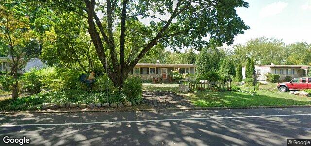 Larawan ng 133 Brittany Drive sa Winnipeg, Manitoba