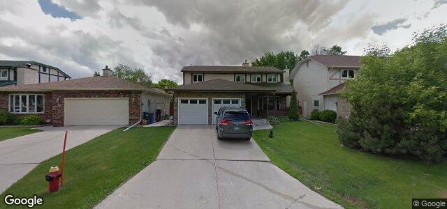 Photo of 14 Avril Lane in Winnipeg, Manitoba