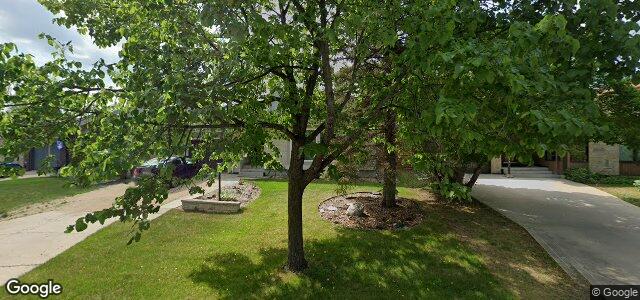 Larawan ng 14 Woodfield Bay sa Winnipeg, Manitoba