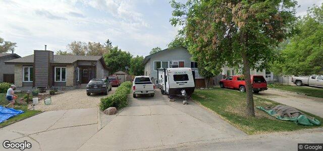 Larawan ng 141 Woodview Bay sa Winnipeg, Manitoba