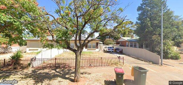 Larawan ng 15 Donnington Road sa Winnipeg, Manitoba