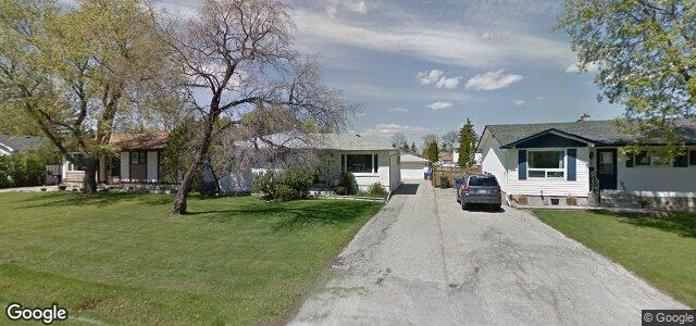 Photo of 15 Epsom Crescent in Winnipeg, Manitoba