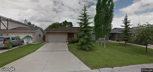 Larawan ng 15 Huddersfield Place sa Winnipeg, Manitoba