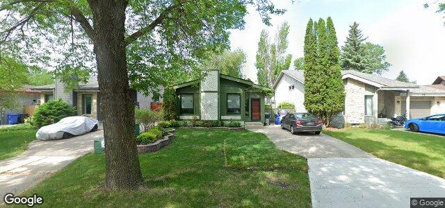 Larawan ng 15 Woodview Bay sa Winnipeg, Manitoba