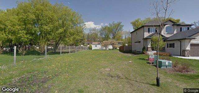 Larawan ng 153 Brittany Drive sa Winnipeg, Manitoba