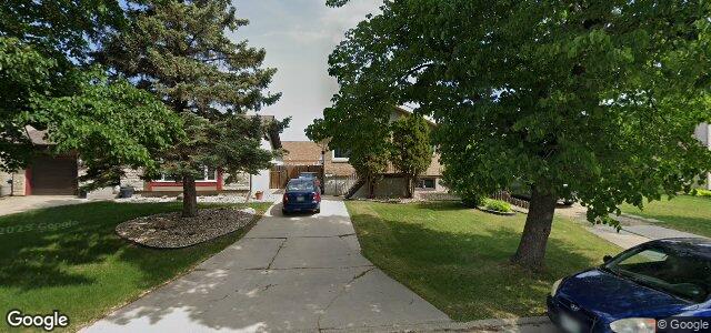 Larawan ng 19 Woodfield Bay sa Winnipeg, Manitoba