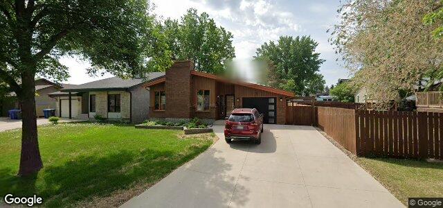 Larawan ng 2 Woodchester Bay sa Winnipeg, Manitoba