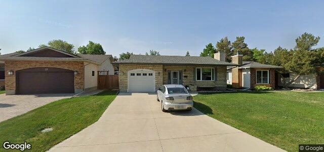 Larawan ng 22 Beauchemin Avenue sa Winnipeg, Manitoba