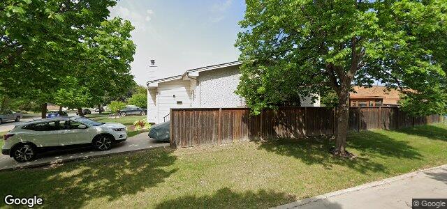 Larawan ng 23 Woodfield Bay sa Winnipeg, Manitoba