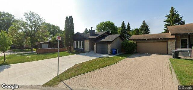 Photo of 31 Swansea Cove in Winnipeg, Manitoba