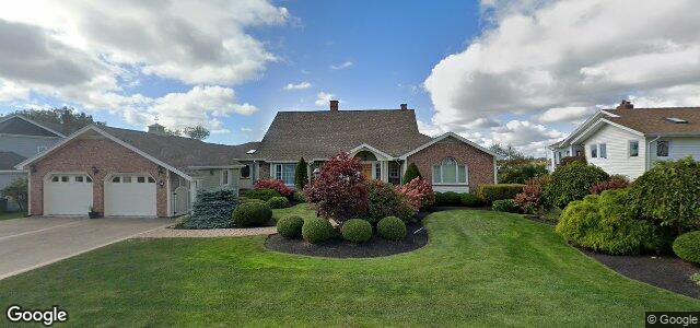 Larawan ng 34 Brittany Drive sa Winnipeg, Manitoba