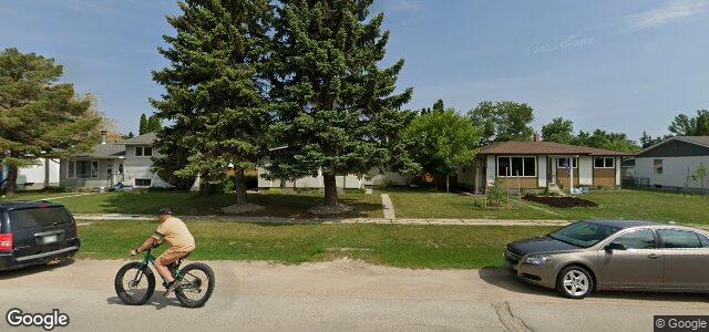 Larawan ng 3611 Eldridge Avenue sa Winnipeg, Manitoba