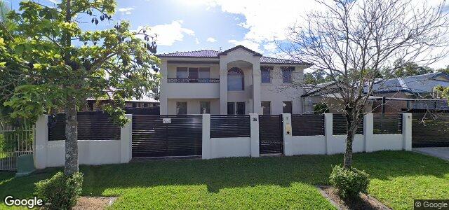 Larawan ng 38 Brittany Drive sa Winnipeg, Manitoba