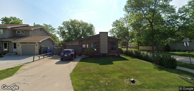 Larawan ng 50 Pinawa Drive sa Winnipeg, Manitoba