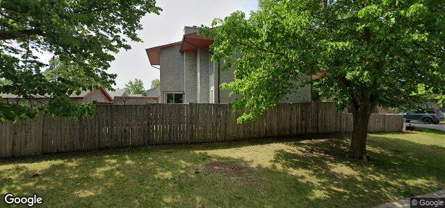 Larawan ng 50 Woodfield Bay sa Winnipeg, Manitoba