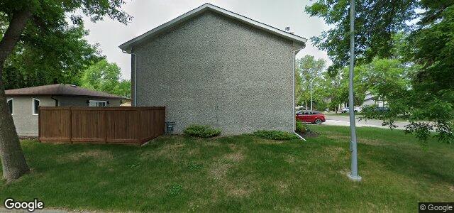 Larawan ng 50 Woodview Bay sa Winnipeg, Manitoba