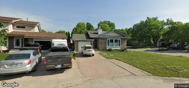 Larawan ng 51 Drayton Bay sa Winnipeg, Manitoba