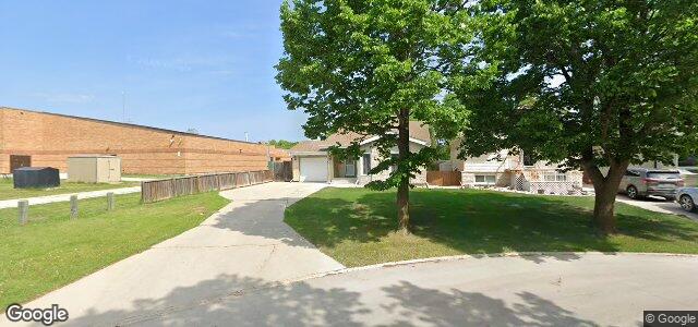 Larawan ng 51 Woodfield Bay sa Winnipeg, Manitoba