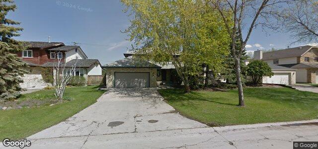 Larawan ng 529 Chalfont Road sa Winnipeg, Manitoba