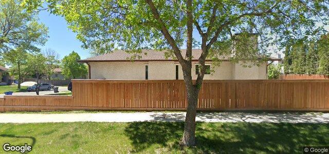 Larawan ng 572 Chalfont Road sa Winnipeg, Manitoba