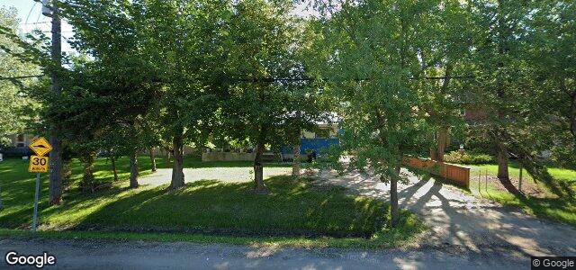 Larawan ng 611 Laxdal Road sa Winnipeg, Manitoba