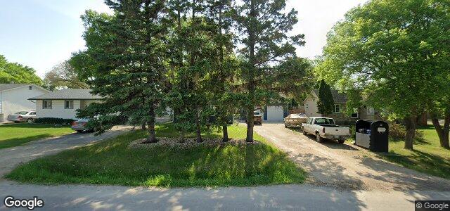 Larawan ng 645 Elmhurst Road sa Winnipeg, Manitoba