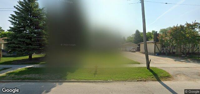 Larawan ng 655 Cathcart Street sa Winnipeg, Manitoba