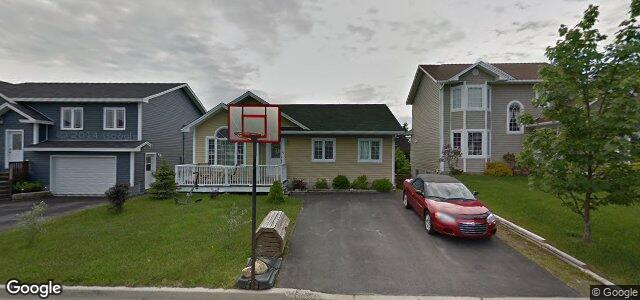 Larawan ng 66 Brittany Drive sa Winnipeg, Manitoba