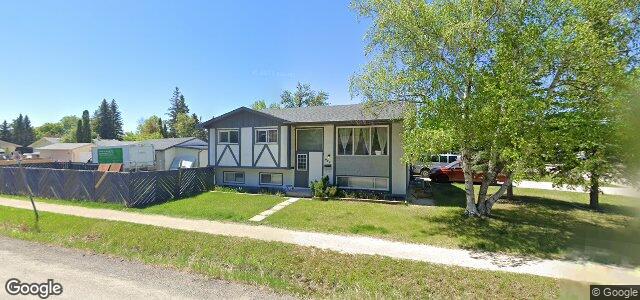 Larawan ng 664 Laxdal Road sa Winnipeg, Manitoba