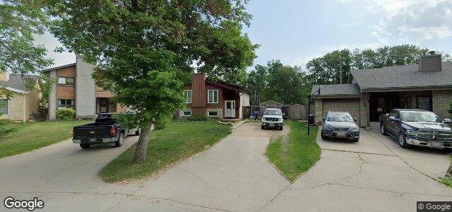 Larawan ng 67 Woodview Bay sa Winnipeg, Manitoba