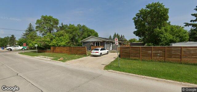 Larawan ng 685 Elmhurst Road sa Winnipeg, Manitoba