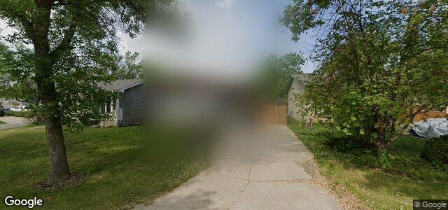 Larawan ng 7 Woodview Bay sa Winnipeg, Manitoba