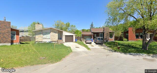 Larawan ng 70 Woodstock Lane sa Winnipeg, Manitoba