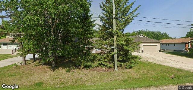 Larawan ng 704 Haney Street sa Winnipeg, Manitoba