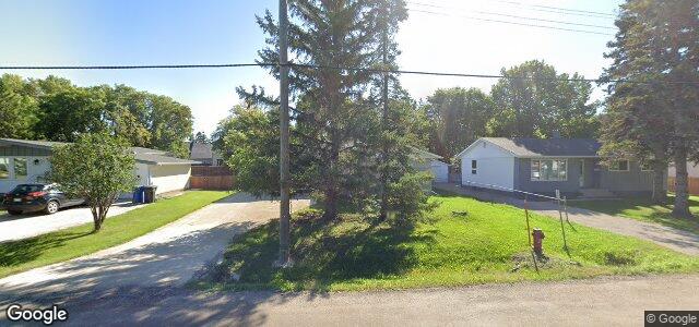 Larawan ng 723 Laxdal Road sa Winnipeg, Manitoba