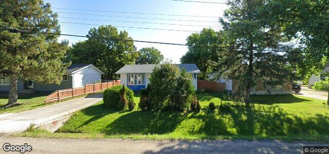 Larawan ng 733 Laxdal Road sa Winnipeg, Manitoba