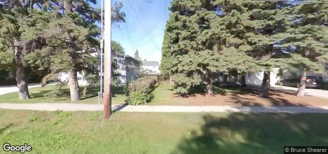 Larawan ng 734 Elmhurst Road sa Winnipeg, Manitoba