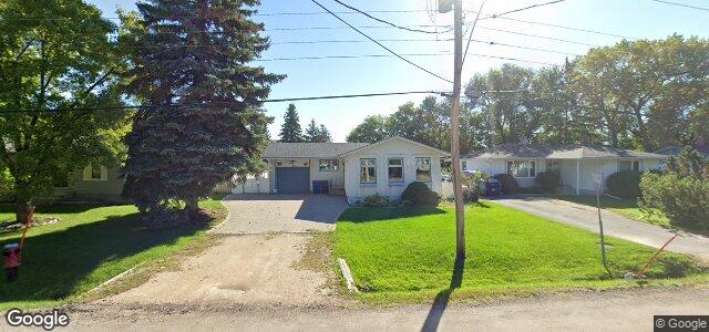 Larawan ng 747 Laxdal Road sa Winnipeg, Manitoba