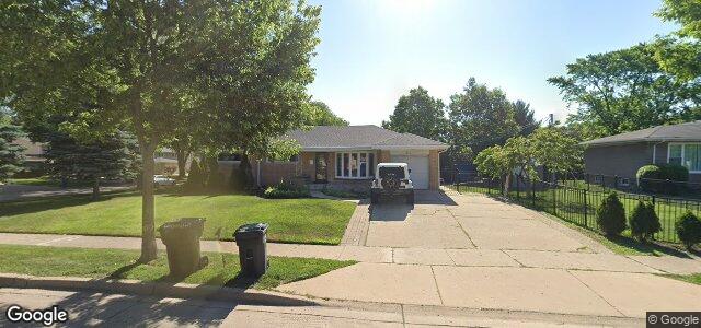 Larawan ng 815 Elmhurst Road sa Winnipeg, Manitoba