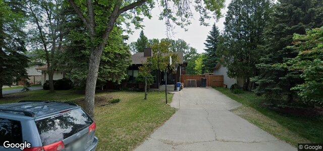 Larawan ng 83 Woodview Bay sa Winnipeg, Manitoba