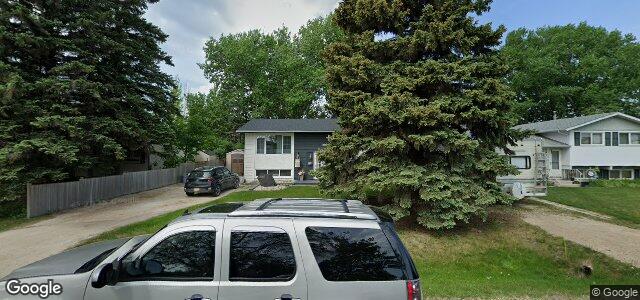 Larawan ng 838 Laxdal Road sa Winnipeg, Manitoba