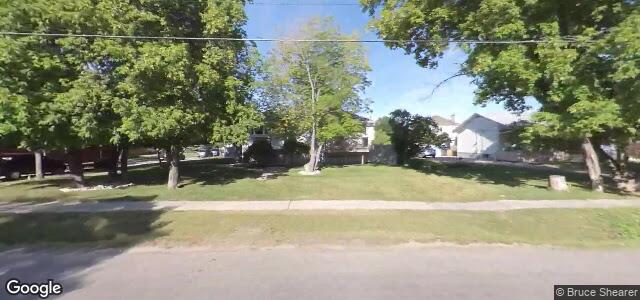 Larawan ng 858 Elmhurst Road sa Winnipeg, Manitoba